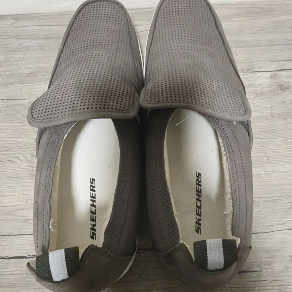 Skechers SN 62240 GRY Leather Upper Balance Slip-On Gray Men's Shoes Size 12